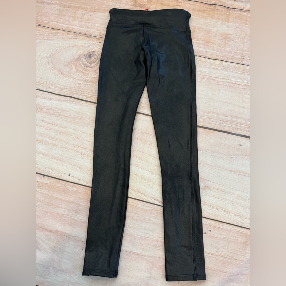 Spanx Size S Faux Leather Leggings for Women - Black - Picture 2 of 4